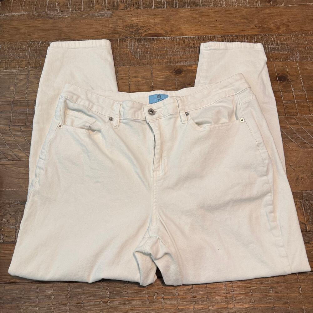 CeCe Womens Size 14W White Denim Jeans Pearl Rhinestone Button Ankle Hem Stretch